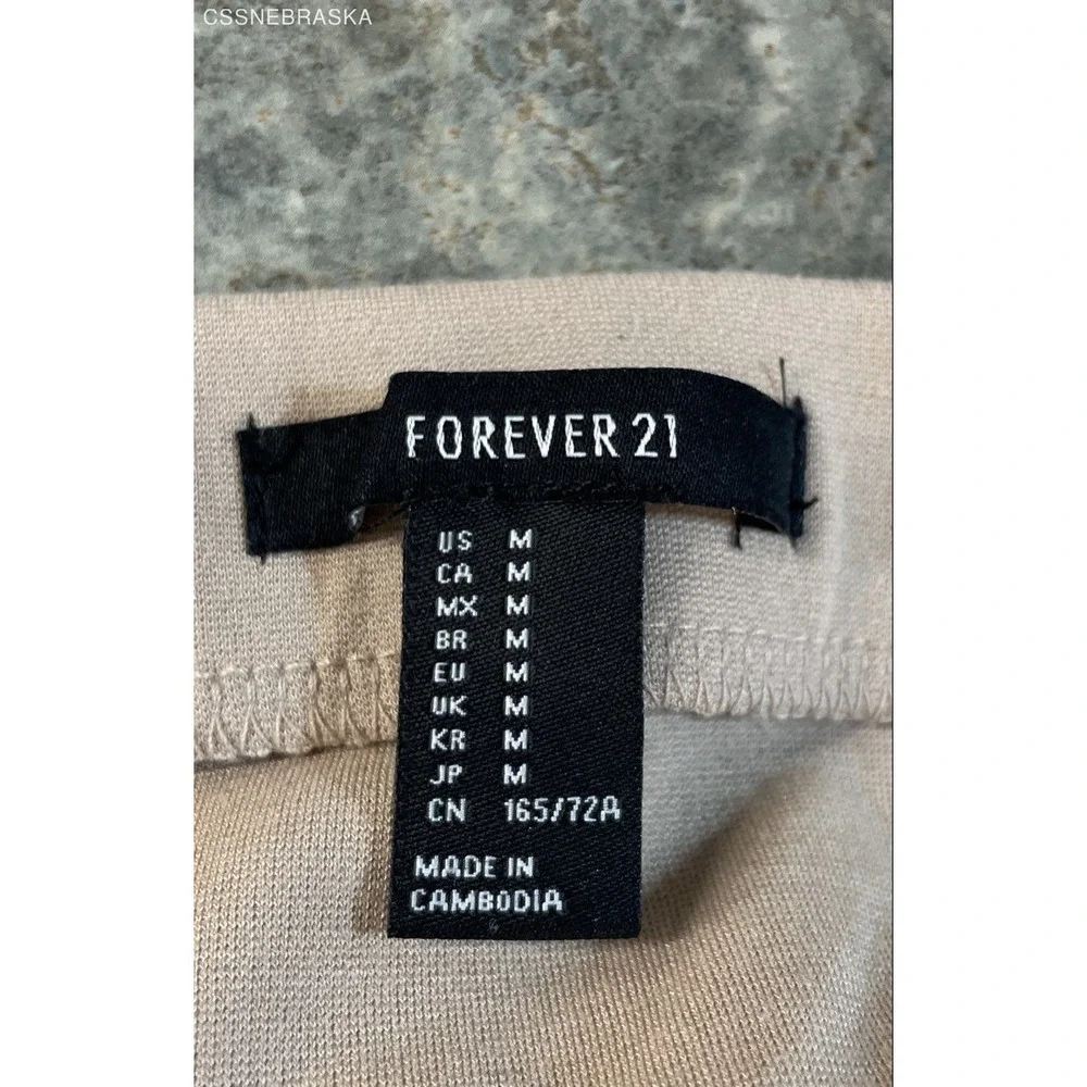 FOREVER 21 Tan Pencil Skirt Stretch Above Knee - Size‎ M